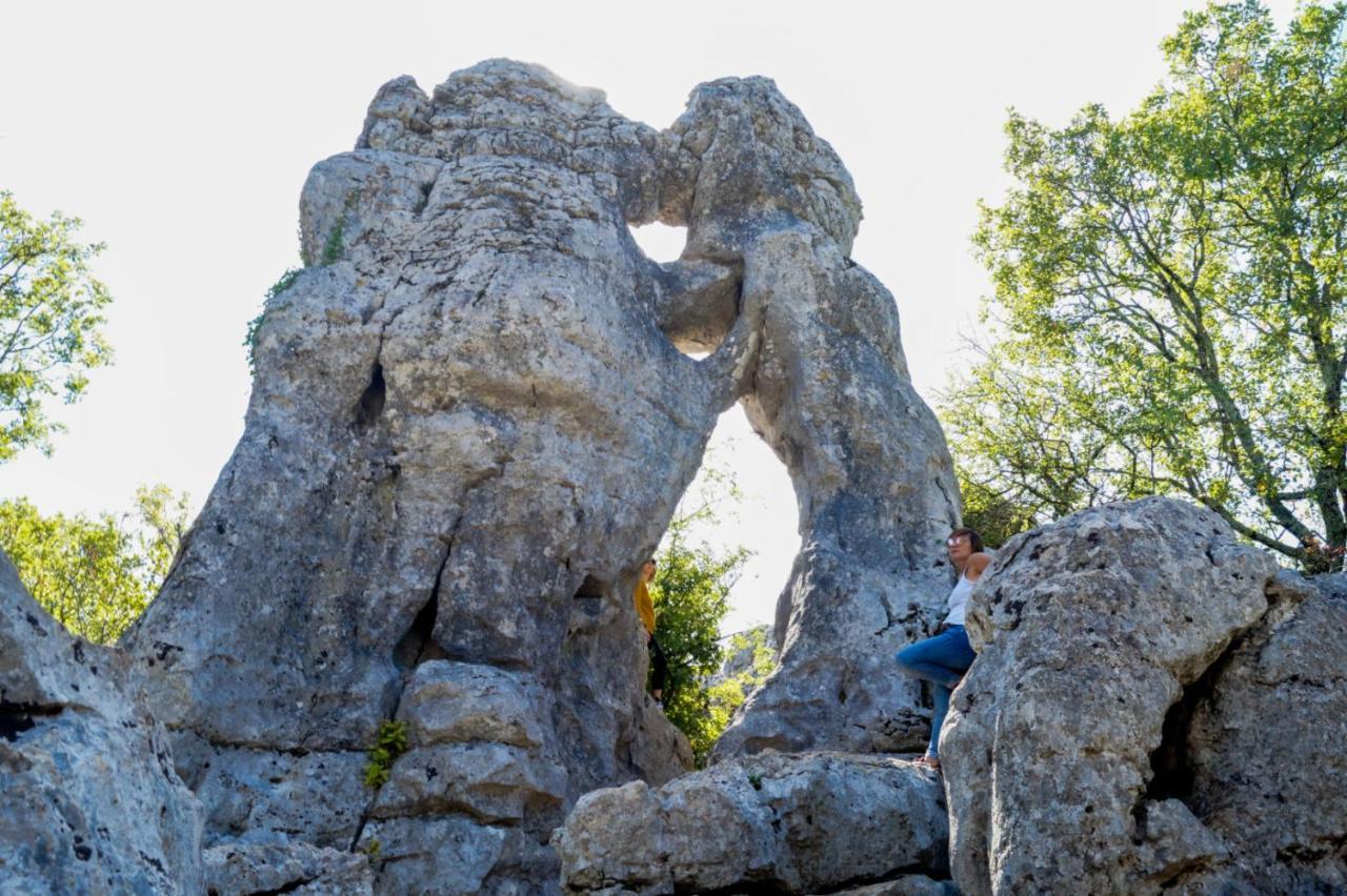 Les Locs Du Grazel Villa Ruoms Kültér fotó